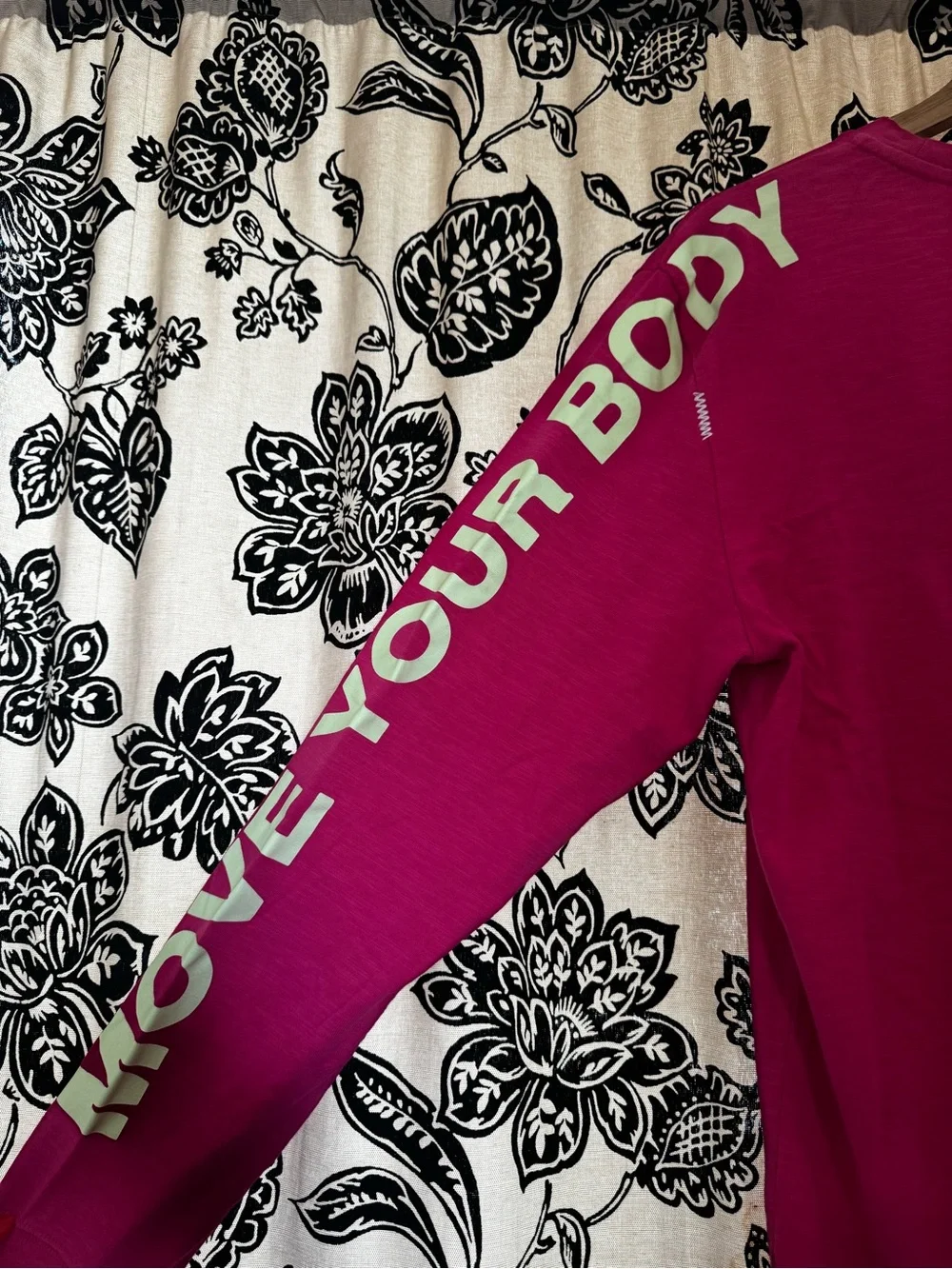 Nike Hot Pink Worldtour Graphic Sweatshirt with White Logo